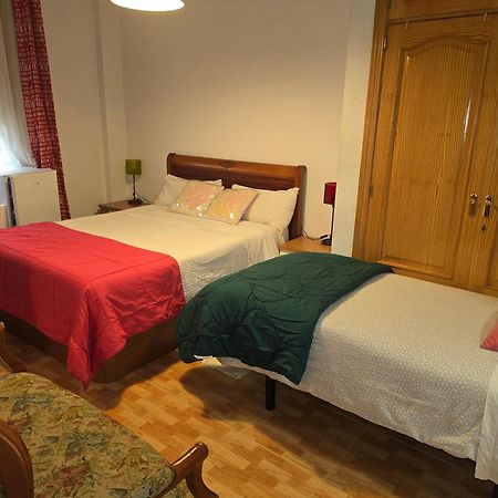 Acogedoras Habitaciones En Madrid Extérieur photo