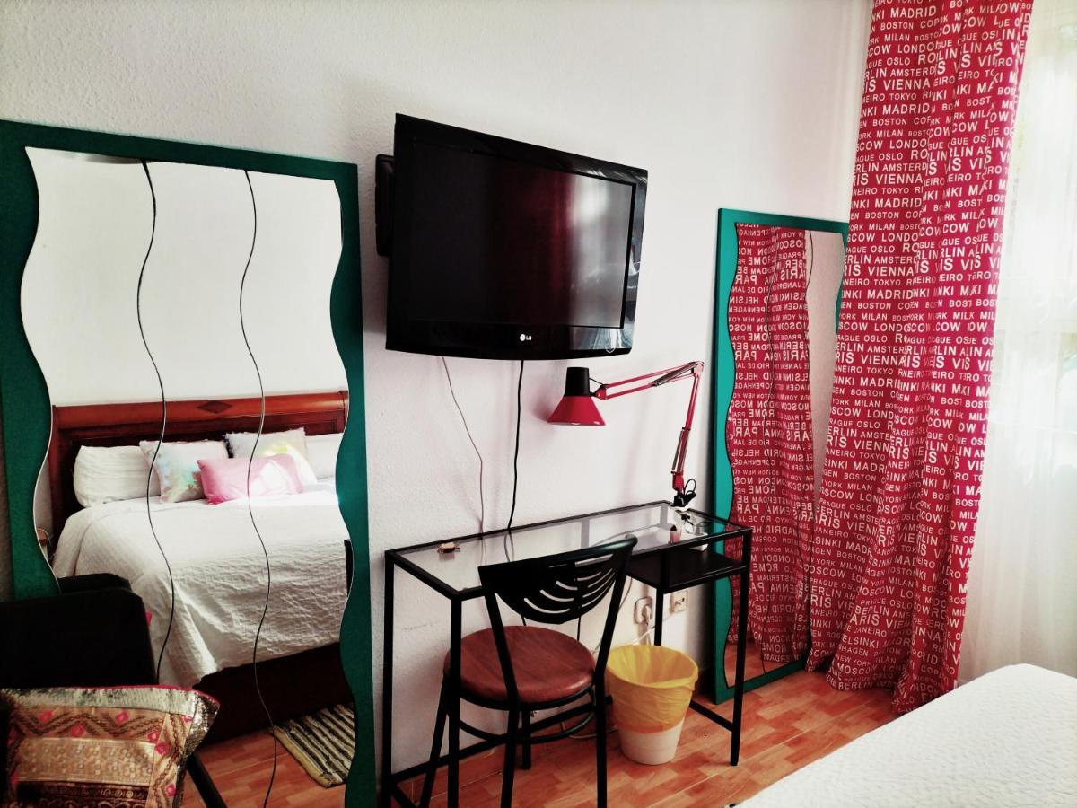 Acogedoras Habitaciones En Madrid Extérieur photo