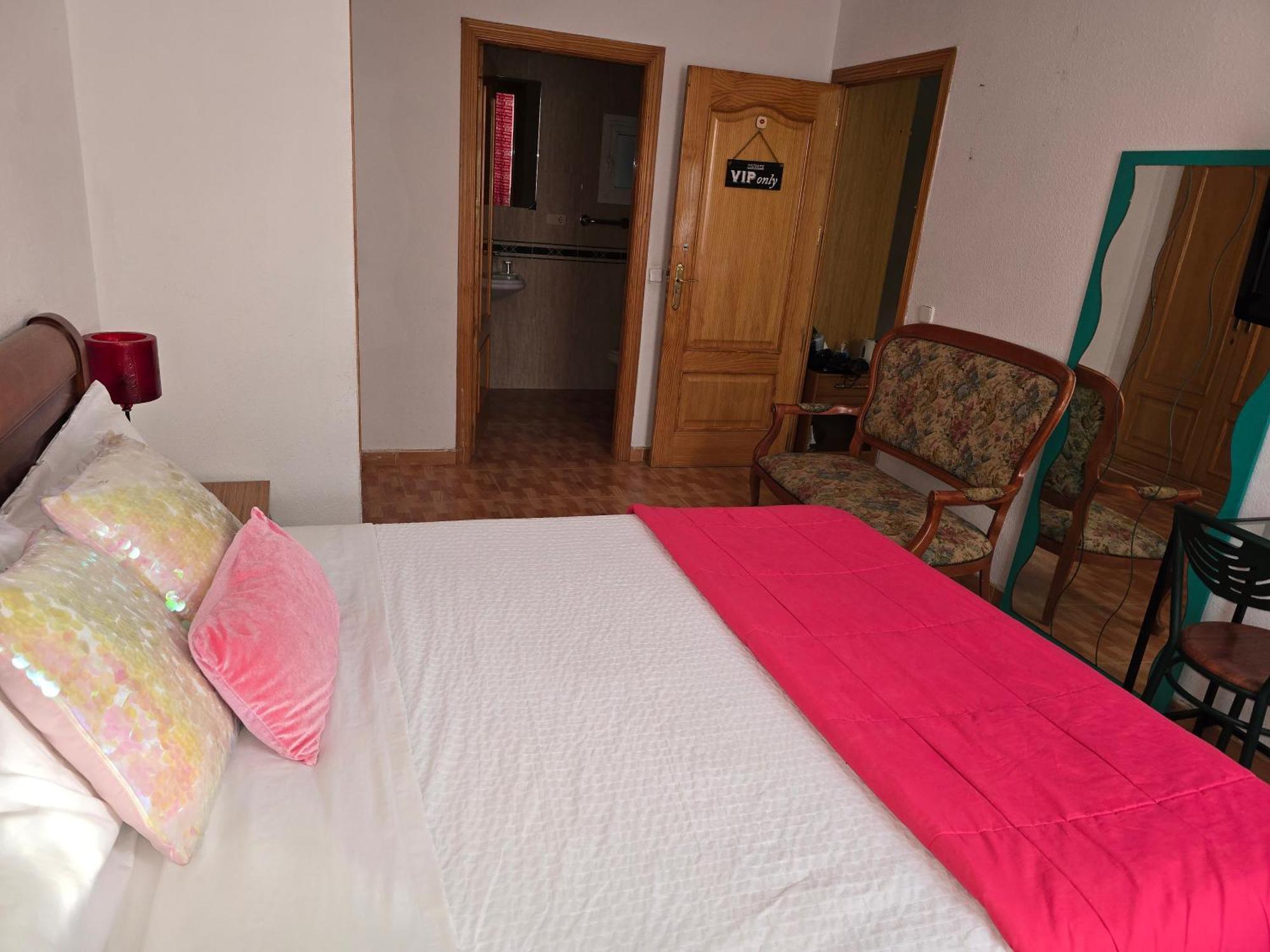 Acogedoras Habitaciones En Madrid Chambre photo